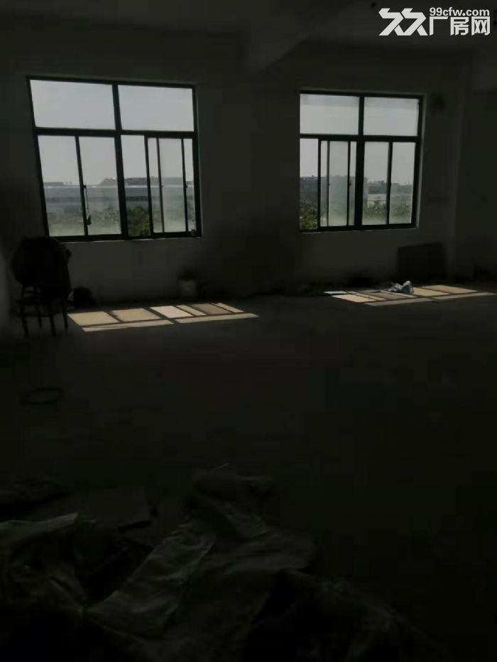 开发区 泰山路附近 二楼三楼厂房 带货梯 对外出租-图6